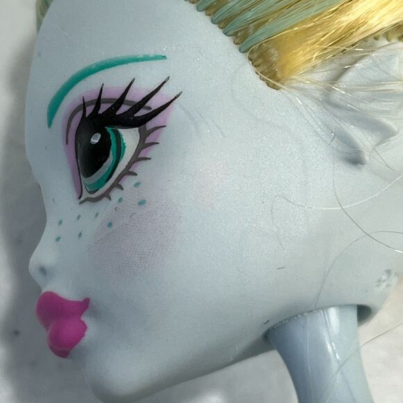 Monster High Doll Lagoona Blue Surf to Turf Mattel 2016 DNX06 - Picture 15 of 16